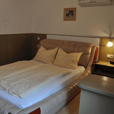 Pension Arkadenhof Fürstenfeld Dış mekan fotoğraf