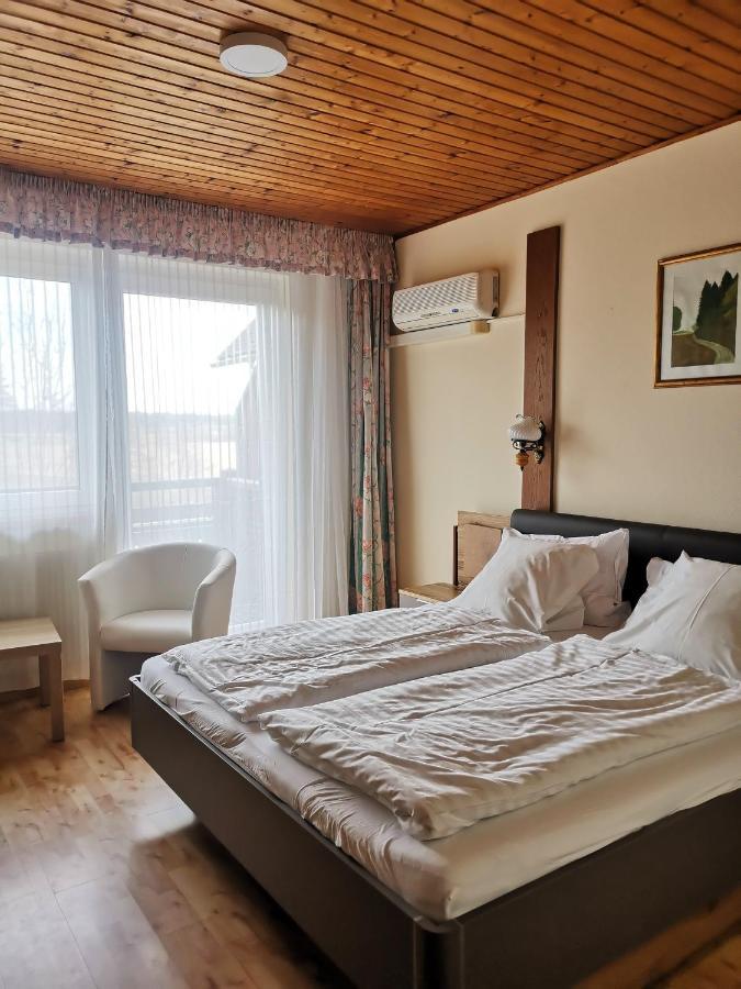 Pension Arkadenhof Fürstenfeld Dış mekan fotoğraf